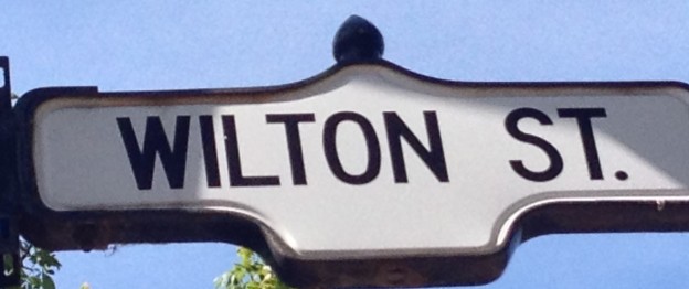 Wilton Street sign